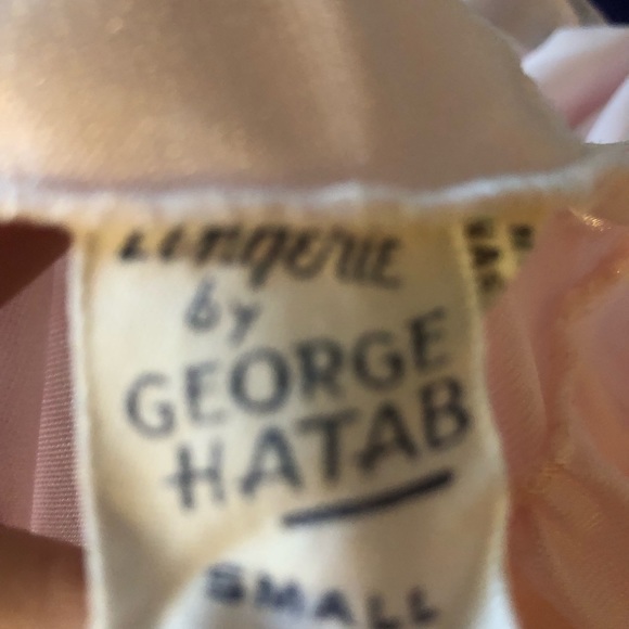 Vintage Lingerie By George Hatab for Garfinckel’s. Pale Pink w/Lace details - Picture 8 of 9
